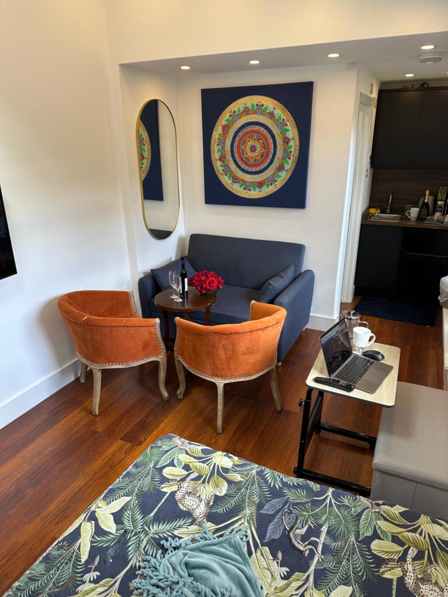 Bespoke Gallery Guesthouse Hendon Eksteriør bilde
