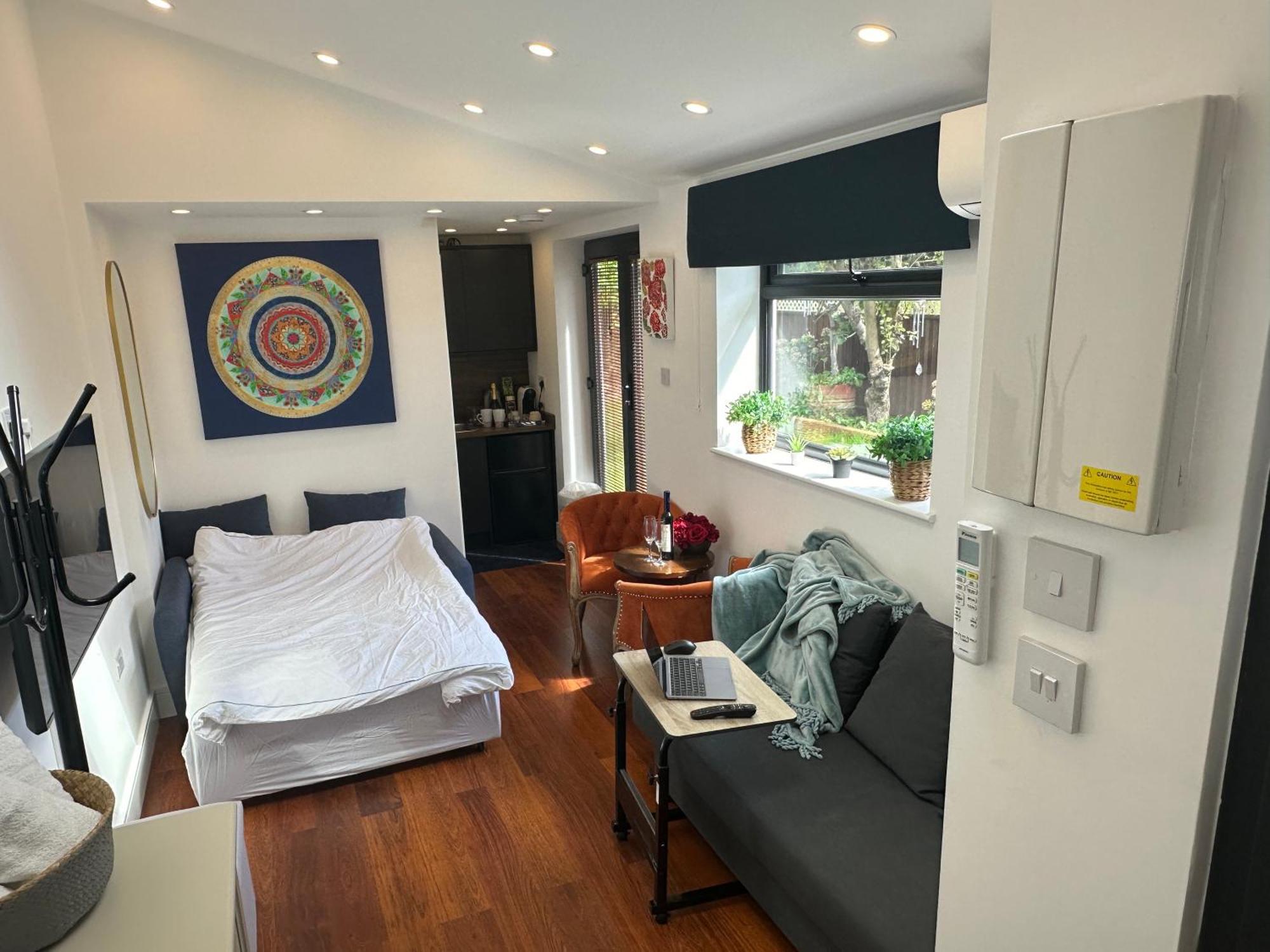 Bespoke Gallery Guesthouse Hendon Eksteriør bilde